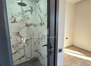 Трехкомнатная квартира с чистовой отделкой, 80м², в новой резиденции на центральной улице Махмутлара, Алания ID-19430 фото-11