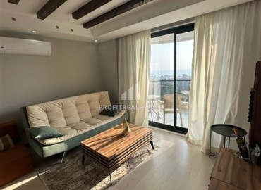 Видовая меблированная квартира с одной спальней, 55м², в элитном комплексе в Махмутларе, Алания ID-19431 фото-2