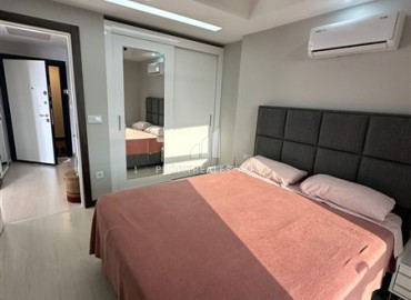 Видовая меблированная квартира с одной спальней, 55м², в элитном комплексе в Махмутларе, Алания ID-19431 фото-9