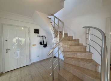 Меблированная двухуровневая квартира 3+1, 170м², в уютном комплексе с потрясающими видами у пляжа Клеопатры, Алания под ВНЖ ID-19435 фото-12