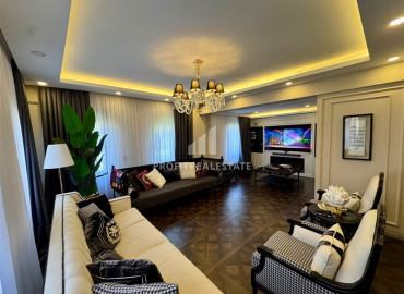 Новый меблированный частный дом для большой семьи 6+3, 350м², с потрясающим видом в центре Алании, в Кале ID-19480 фото-2