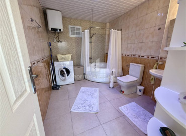 Просторный меблированный дуплекс-пентхаус 4+2, 255м², в комплексе с бассейном в 500м от моря в районе Оба, Алания, под ВНЖ. ID-19501 фото-12