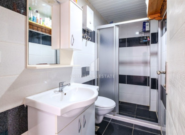 Готовая к проживанию, квартира 1+1, 57м², в комплексе с бассейном в районе субботнего рынка в Махмутларе, Алания ID-19508 фото-9