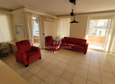 Меблированная трехкомнатная квартира, 110м², в 250м от моря в Махмутларе, с видом на море и горы под ВНЖ ID-19538 фото-1