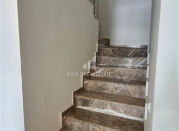 Меблированный пентхаус 2+1, 120м², в комплексе с бассейном в районе Махмутлар, Алания под ВНЖ ID-19546 фото-10