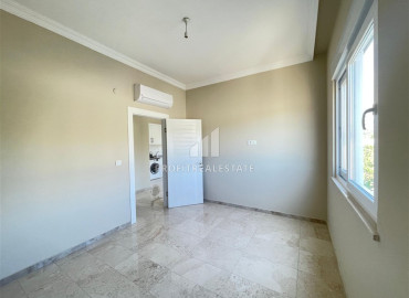 Квартира с одной спальней, 50м², в новом комплексе с бассейном в 500м от моря в Каргыджаке, Алания ID-19551 фото-11