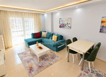 Квартира 1+1, 65м², с мебелью и бытовой техникой в комплексе с бассейном в 400м от моря в Махмутларе, Алания ID-19556 фото-2