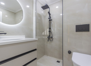 Квартира 3+1 с отдельной кухней, 110м² в комфортабельной резиденции на центральной улице в Махмутларе, Алания ID-19571 фото-8
