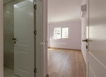 Квартира 3+1 с отдельной кухней, 110м² в комфортабельной резиденции на центральной улице в Махмутларе, Алания ID-19571 фото-9