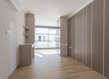 Квартира 3+1 с отдельной кухней, 110м² в комфортабельной резиденции на центральной улице в Махмутларе, Алания ID-19571 фото-13