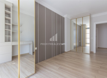 Квартира 3+1 с отдельной кухней, 110м² в комфортабельной резиденции на центральной улице в Махмутларе, Алания ID-19571 фото-14