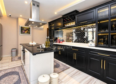 Квартира с тремя спальнями и отдельной кухней, 170м², в двух шагах от моря в центре Алании под гражданство ID-19617 фото-6