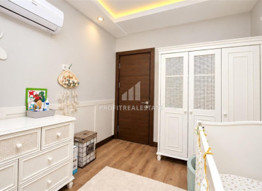 Квартира с тремя спальнями и отдельной кухней, 170м², в двух шагах от моря в центре Алании под гражданство ID-19617 фото-11