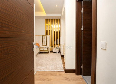 Квартира с тремя спальнями и отдельной кухней, 170м², в двух шагах от моря в центре Алании под гражданство ID-19617 фото-14