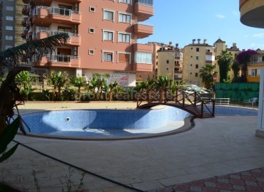 Меблированная квартира в комплексе с бассейном в 100 метрах от моря от собственника. в Махмутларе, Алания, Турция ID-0009 фото-1