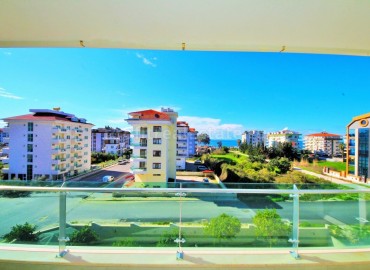 Уютная квартира планировки 1+1 с видом на море в Кестеле, 70 м2 ID-2428 фото-3
