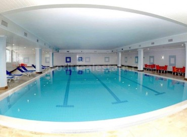 Меблированная квартира в комплексе с крытым бассейном и своим пляжем ID-2706 фото-15