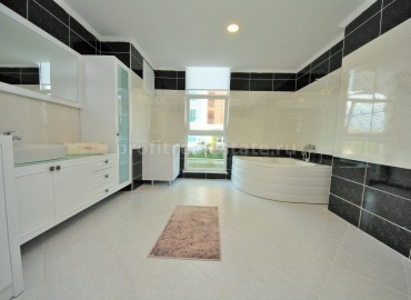 Красивая трехкомнатная квартира в жилом комплексе премиум класса, 120 м2 ID-2815 фото-3