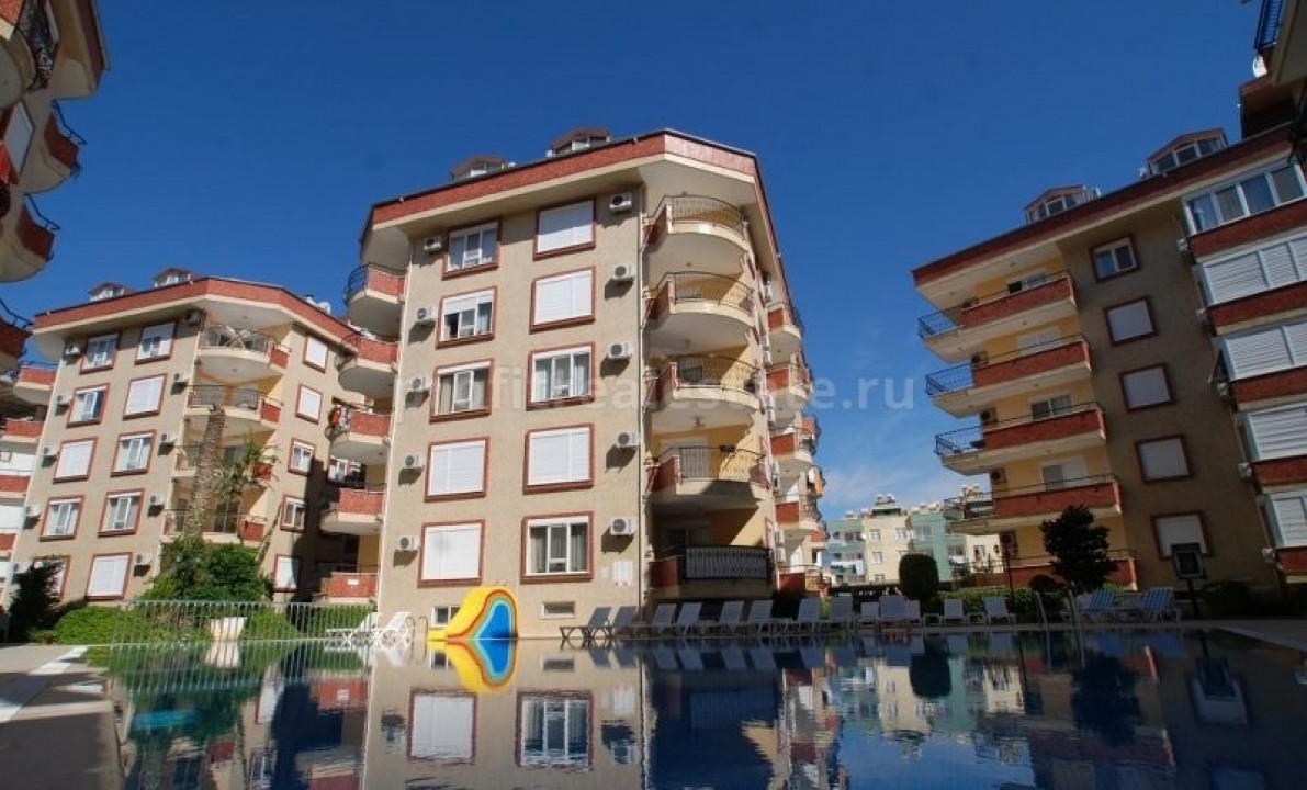 Beautiful apartment in a complex with pool in a prestigious district Oba ID-0112 фото-1