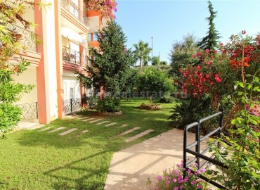 Двухкомнатная квартира с выходом в сад, площадью 115 кв м, в районе Кестель, Алания ID-3251 фото-13