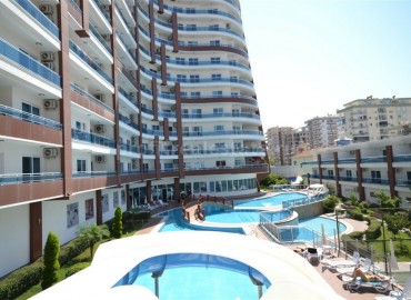 Стильная двухкомнатная квартира с мебелью и техникой в Махмутларе, 60 м2 в комплексе класса люкс ID-3299 фото-1