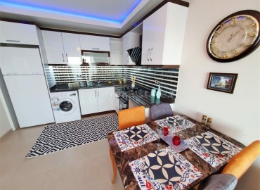 Яркие и стильные квартиры в жилом комплексе недалеко от моря в Махмутларе, Алания ID-3315 фото-5