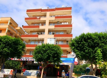 Трехкомнатная квартира с хорошим ремонтом в центре Махмутлара рядом с морем, 100 м2 ID-3352 фото-1