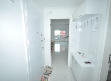 Квартира планировки 1+1 с двумя балконами в Махмутларе ID-3519 фото-7