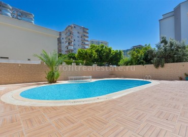 Квартира планировки 1+1 с двумя балконами в Махмутларе ID-3519 фото-12