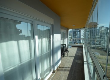 Стильная и новая трехкомнатная квартира на аренду с видом на море,110м2 в Махмутларе ID-3633 фото-22