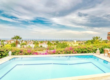 Четырехкомнатная двухэтажная вилла с видом на море на Северном Кипре, Кирения ID-3758 фото-2}}