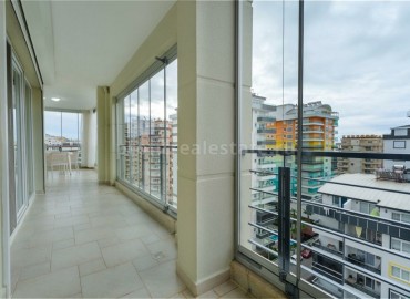 Прекрасная трехкомнатная квартира в центре Махмутлара, Аланья, 130 м2 ID-3811 фото-9