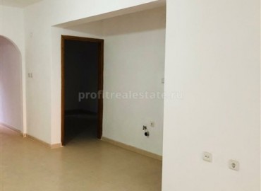 Недорогая трехкомнатная квартира на втором этаже в центре Махмутлара, Аланья, 90 м2 ID-3942 фото-7