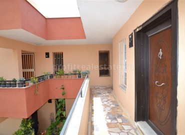 Недорогая трехкомнатная квартира на втором этаже в центре Махмутлара, Аланья, 90 м2 ID-3942 фото-12