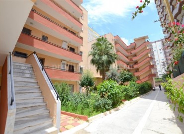Недорогая трехкомнатная квартира на втором этаже в центре Махмутлара, Аланья, 90 м2 ID-3942 фото-14