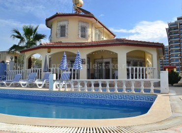 Villa with swimming pool in Mahmutlar, Alanya, Turkey ID-0181 фото-1