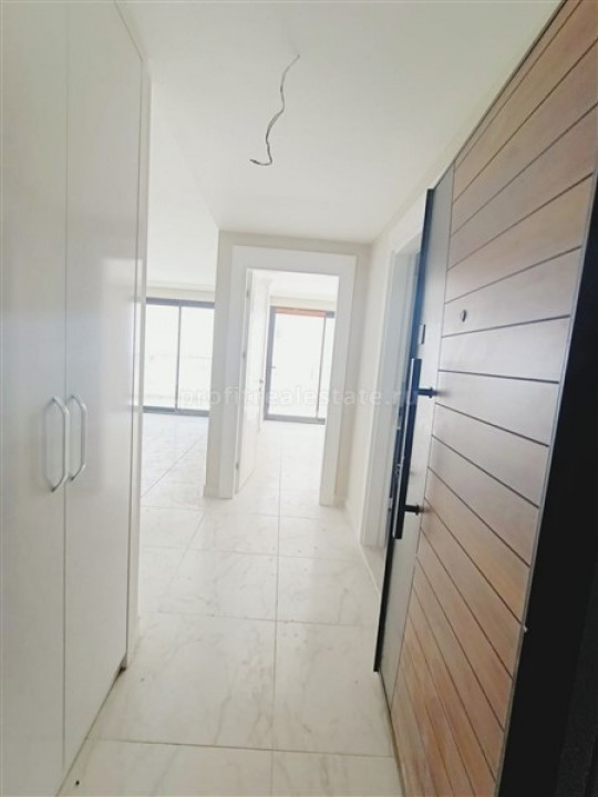 Двухкомнатная квартира в жилом комплексе в Махмутларе, Аланья, 65 м2 ID-4098 фото-2