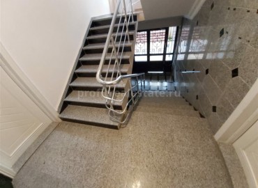 Просторная трехкомнатная квартира в Махмутларе, Аланья, 135 м2 ID-4143 фото-16