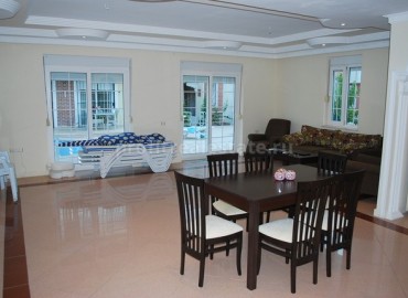 Magnificent spacious villa in the center of Kemer, Antalya, Turkey ID-0203 фото-5