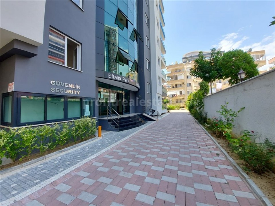 Двухкомнатная квартира в новом комплексе на продажу в Махмутларе, Алания, 65 кв м ID-4579 фото-1
