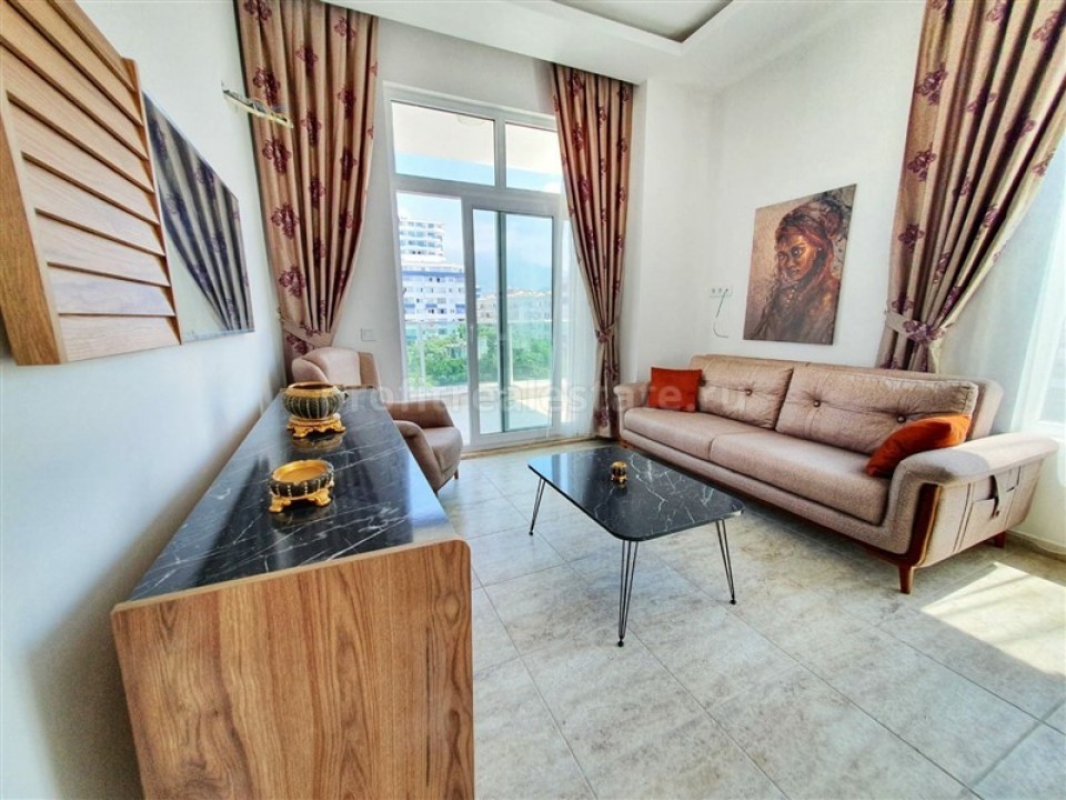 Отличная двухкомнатная квартира, готовая к заселению,  в центре Махмутлара, Аланья, 61 м2 ID-4714 фото-1